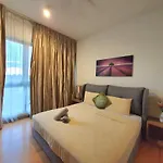 Regalia Suites With Infinity Pool Kl By Cozy Homes