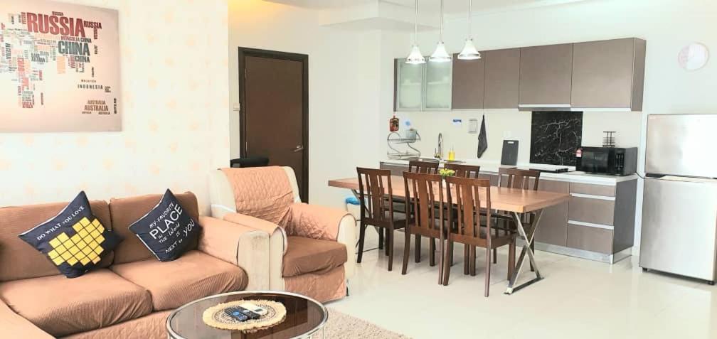 Pangsapuri Regalia With Infinity Pool Kl By Cozy Homes *