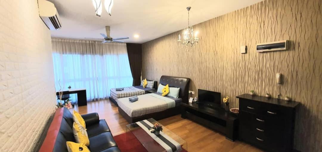 Apartment Regalia With Infinity Pool Kl By Cozy Homes Kuala Lumpur