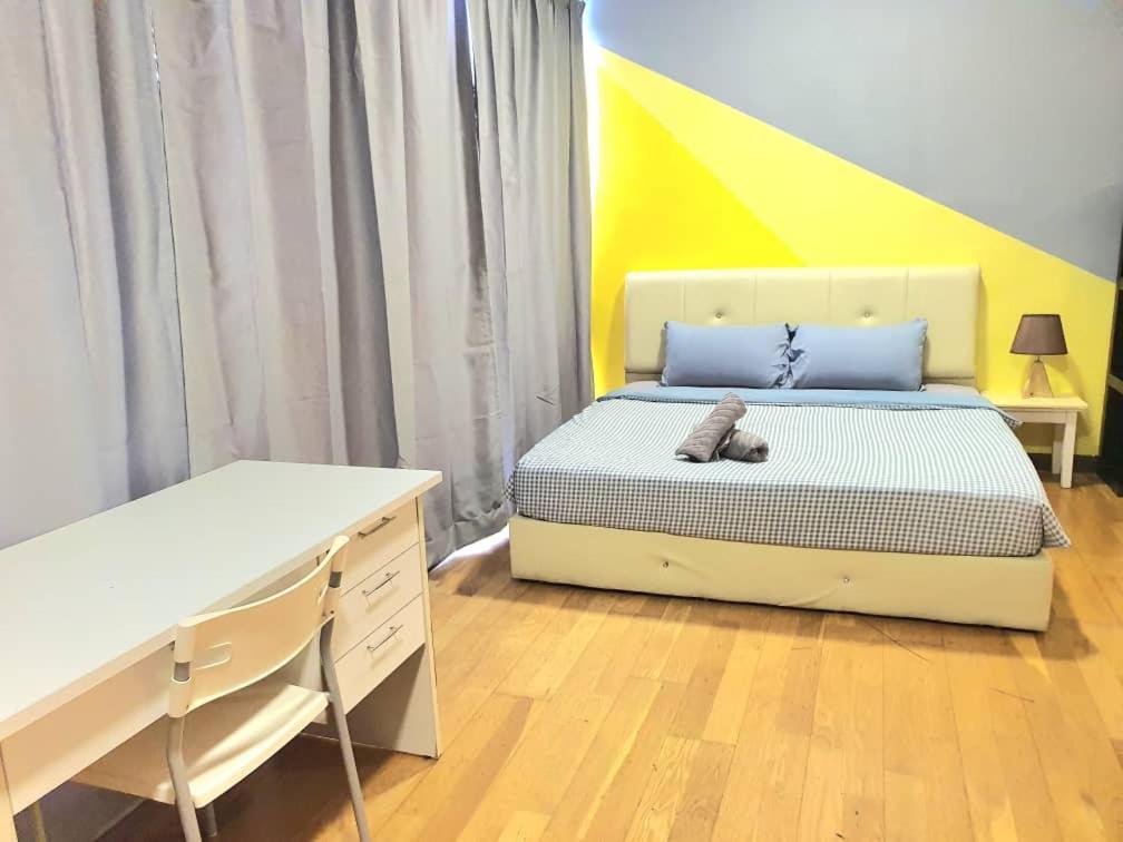 Regalia With Infinity Pool Kl By Cozy Homes Pangsapuri Kuala Lumpur