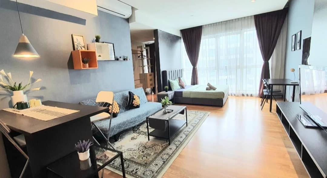 Apartment Regalia With Infinity Pool Kl By Cozy Homes Kuala Lumpur