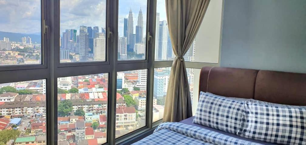 Pangsapuri Regalia With Infinity Pool Kl By Cozy Homes