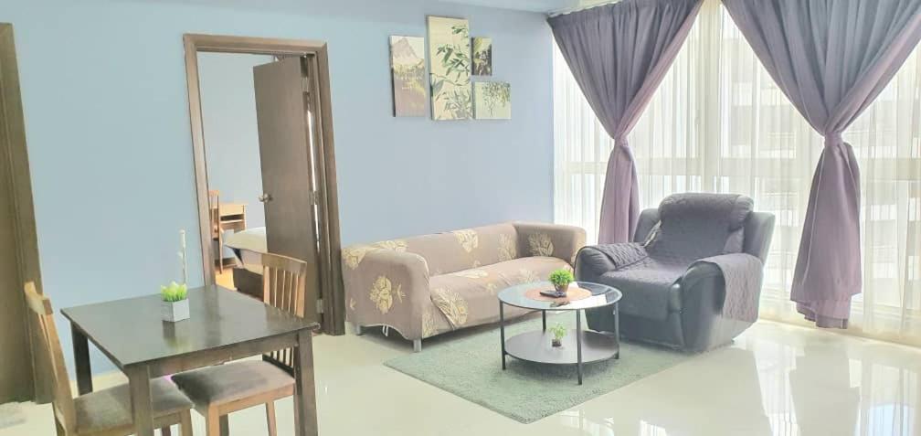 Apartment Regalia With Infinity Pool Kl By Cozy Homes Kuala Lumpur