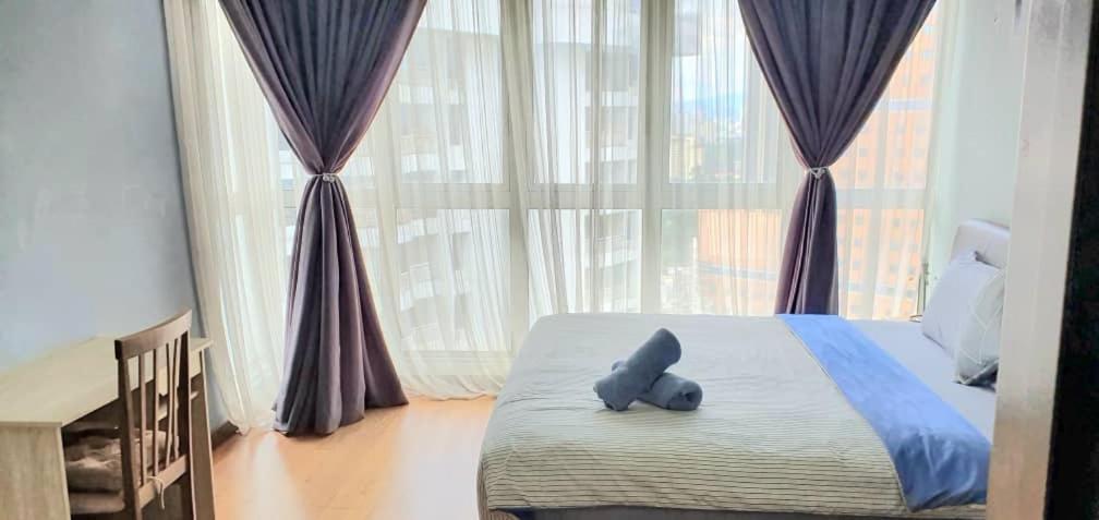 Pangsapuri Regalia With Infinity Pool Kl By Cozy Homes Kuala Lumpur
